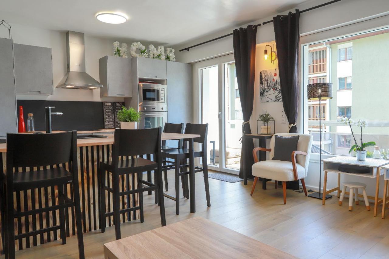 Chez Lou Appartement Proche Du Lac Moderne อานซี ภายนอก รูปภาพ