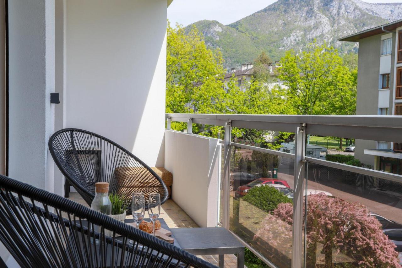 Chez Lou Appartement Proche Du Lac Moderne อานซี ภายนอก รูปภาพ
