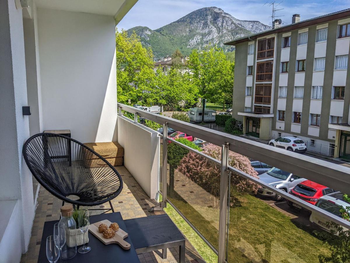 Chez Lou Appartement Proche Du Lac Moderne อานซี ภายนอก รูปภาพ