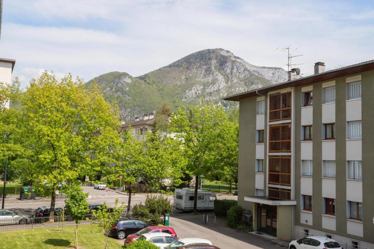 Chez Lou Appartement Proche Du Lac Moderne อานซี ภายนอก รูปภาพ