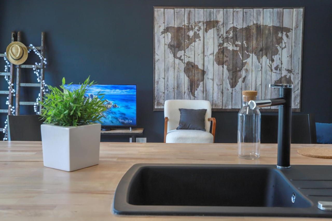 Chez Lou Appartement Proche Du Lac Moderne อานซี ภายนอก รูปภาพ